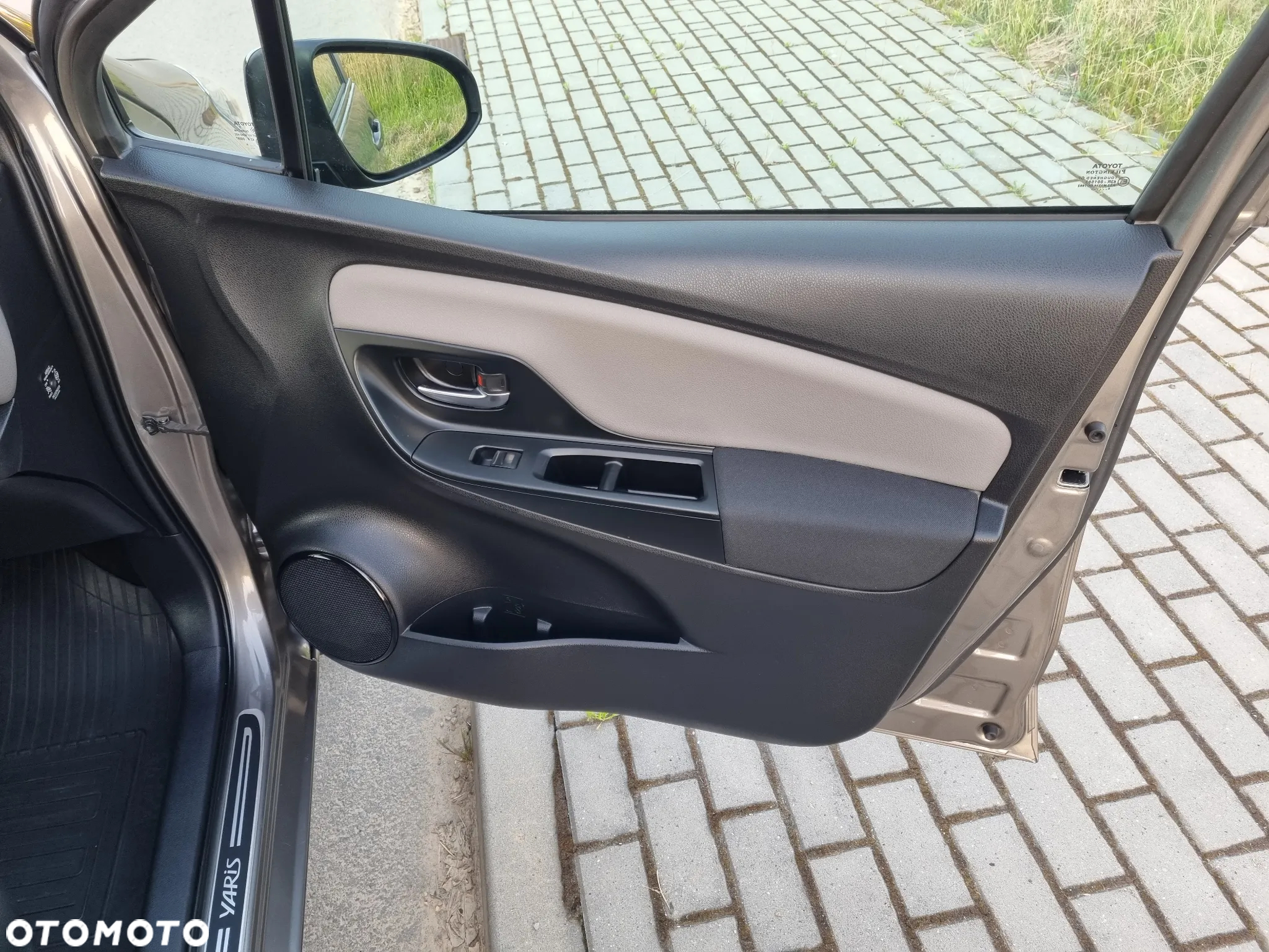 Toyota Yaris 1.33 Selection Platinum - 10