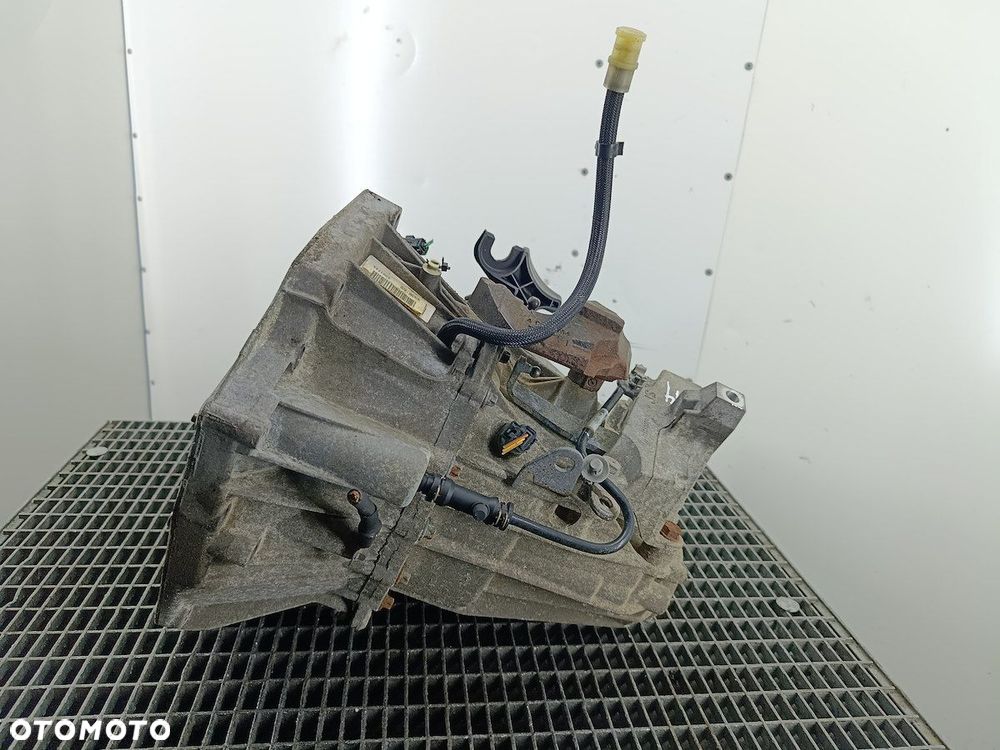 SKRZYNIA BIEGÓW MANUALNA 6 RENAULT MEGANE III TL4030 1.6 16V 110KM - 3