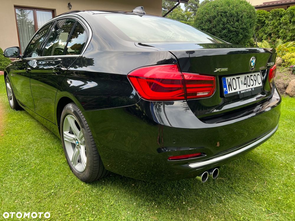 BMW Seria 3 330i xDrive Luxury Line - 6