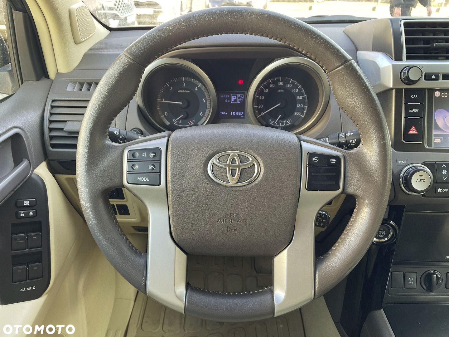 Toyota Land Cruiser - 16