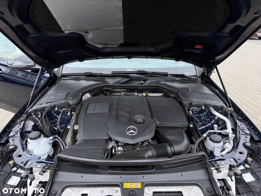 Mercedes-Benz Klasa C 300 d mHEV AMG - 40