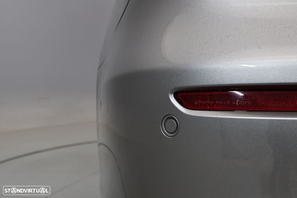 Mercedes-Benz A 200 Limousine Progressive Aut. - 15