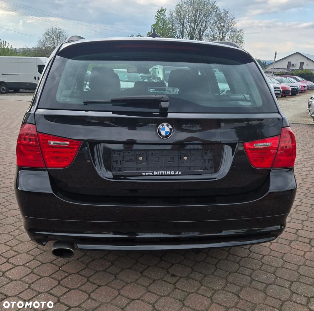 BMW Seria 3 318i Edition Exclusive - 9