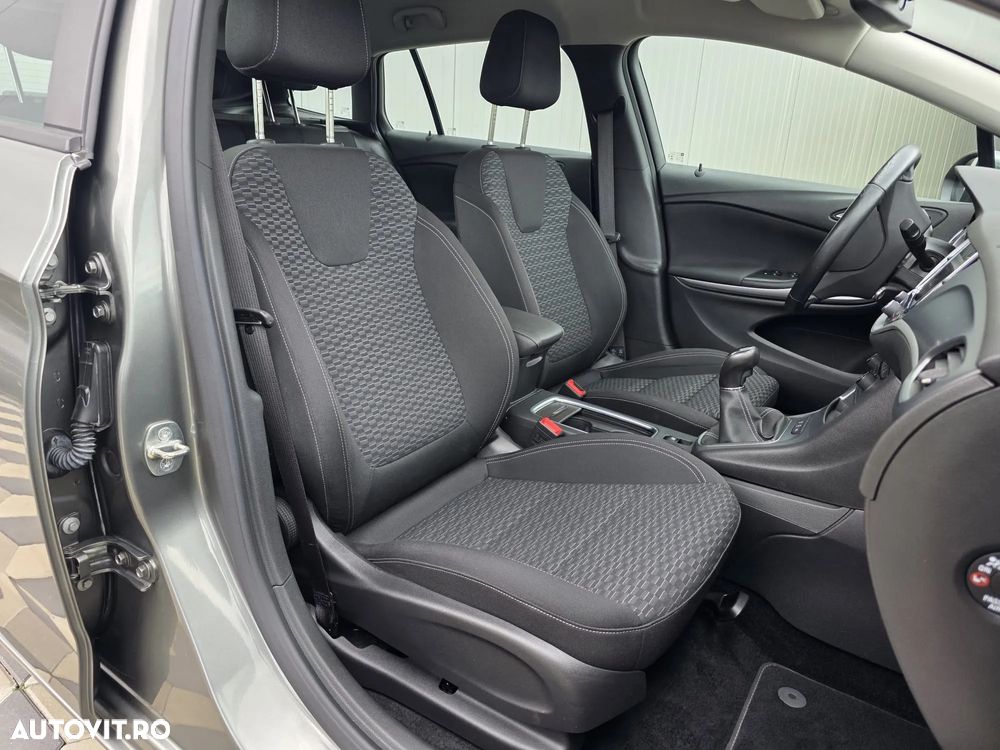 Opel Astra 1.6 CDTI DPF ecoFLEX TourerStart/Stop Exklusiv - 30
