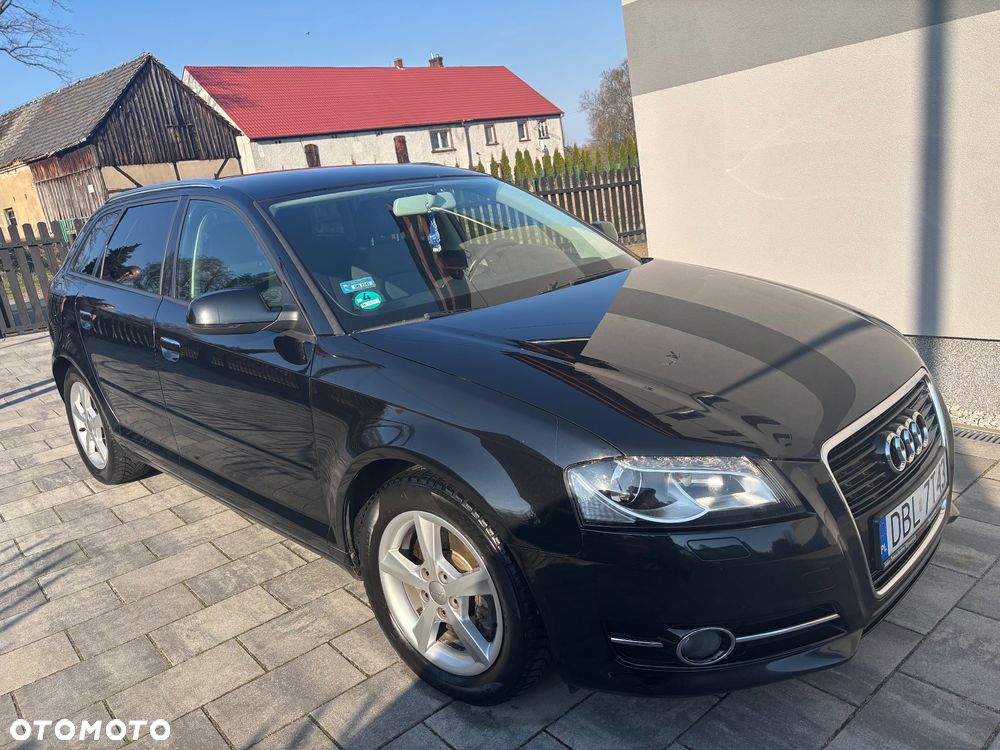 Audi A3 Sportback - 4