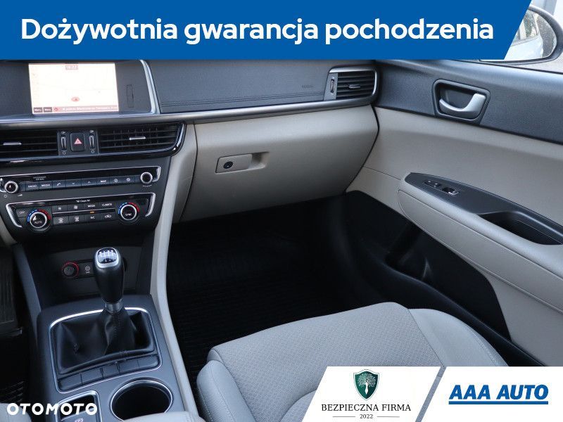 Kia Optima - 9