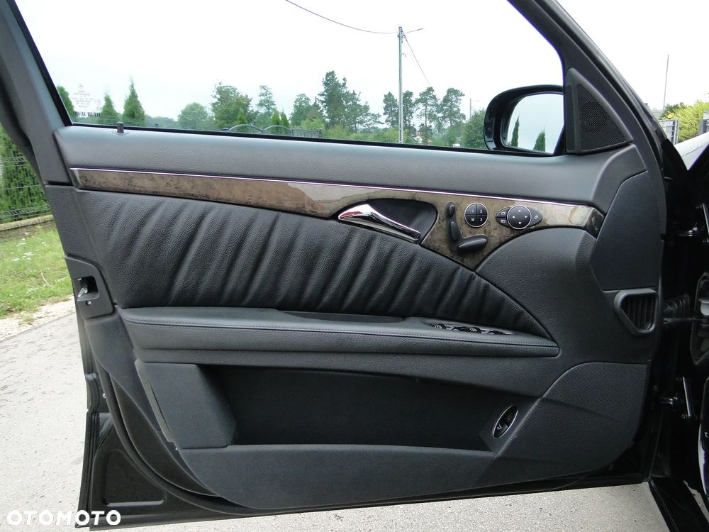 Mercedes-Benz Klasa E 420 CDI Avantgarde - 21