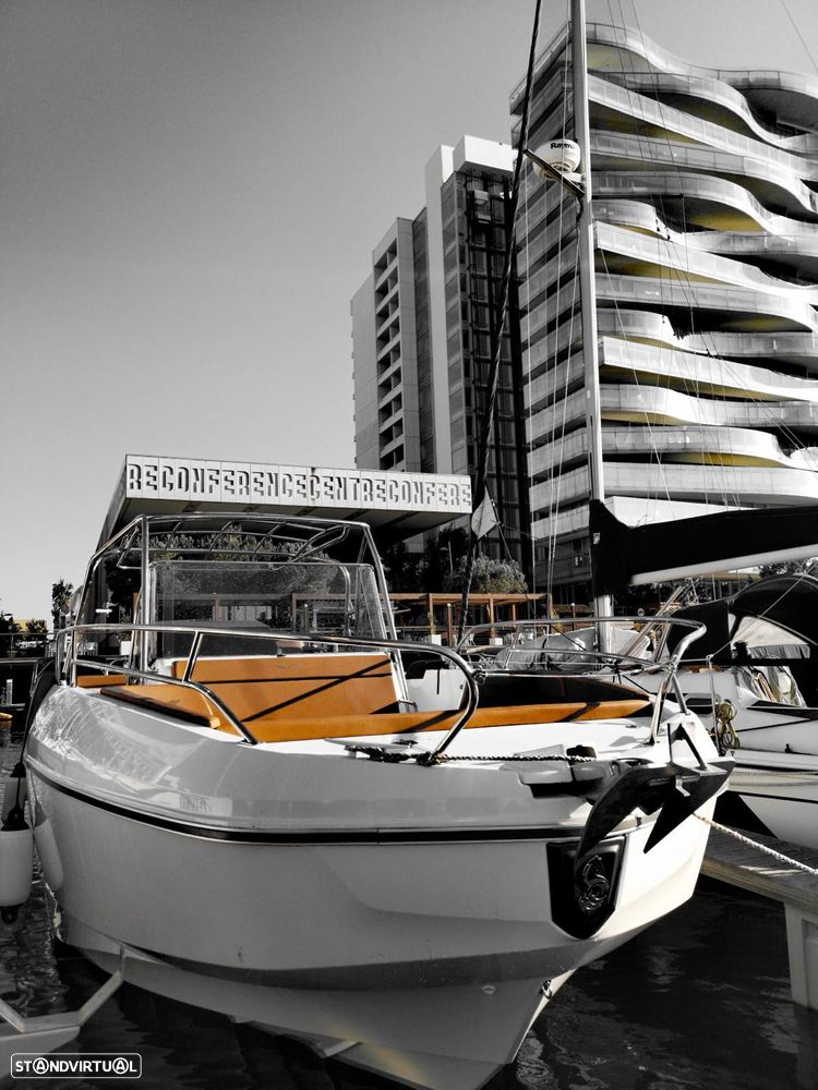 Beneteau flyer spacedeck 8.8 - 4