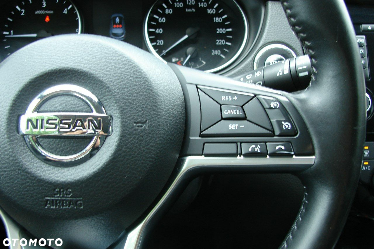 Nissan Qashqai - 22