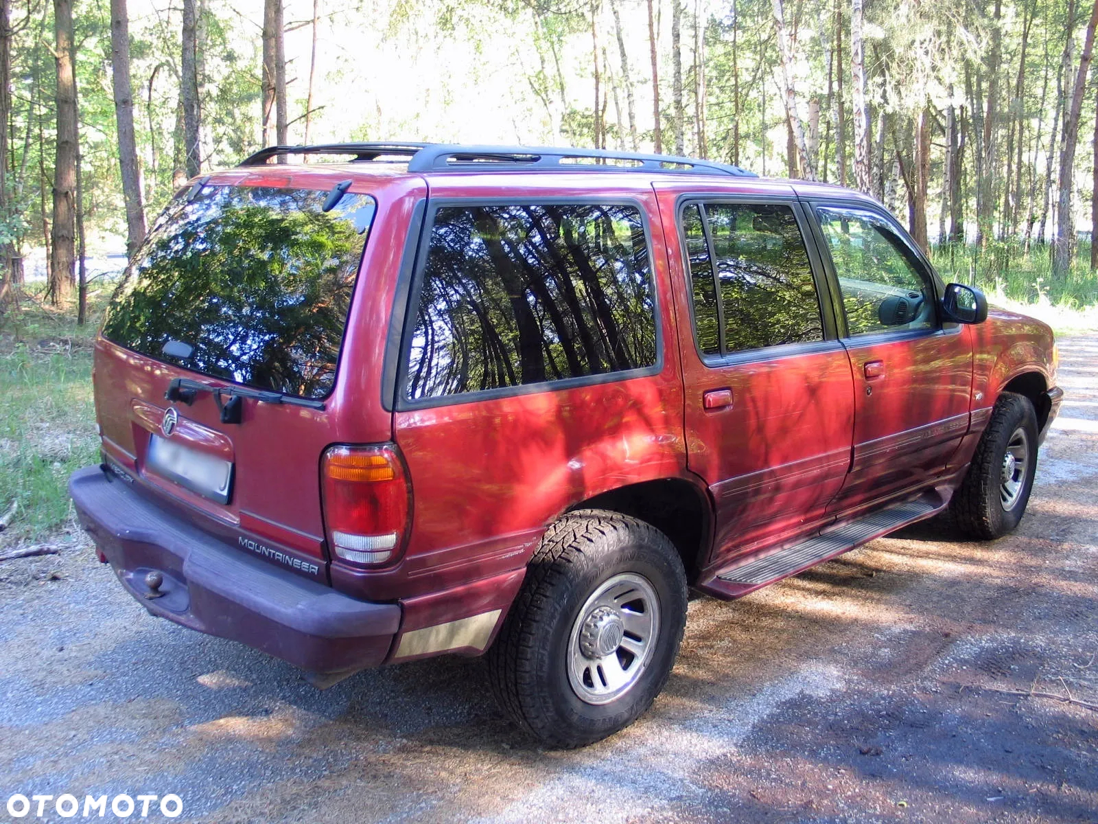Ford Explorer - 3