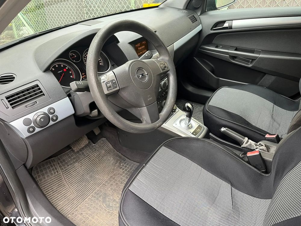 Opel Astra 1.6 Essentia Easytronic - 7