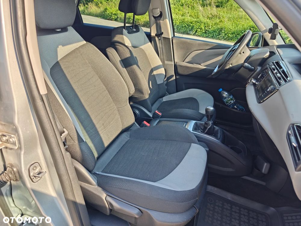 Citroën C4 Picasso 1.6 BlueHDi MoreLife - 22