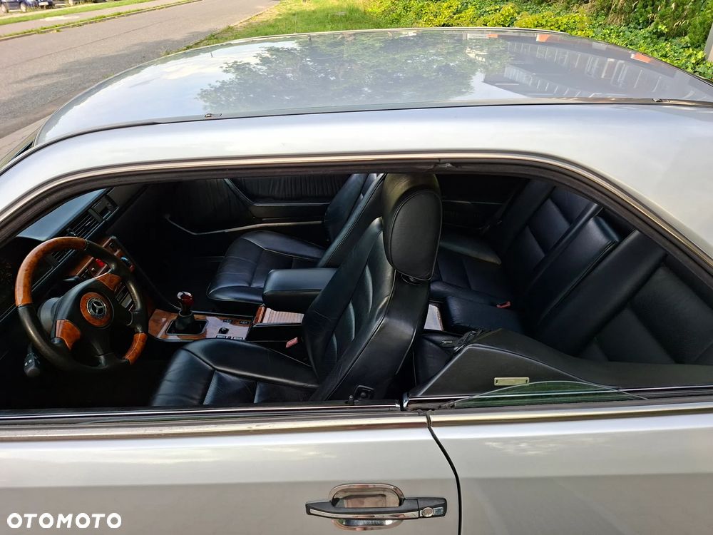 Mercedes-Benz Klasa E 200 - 20