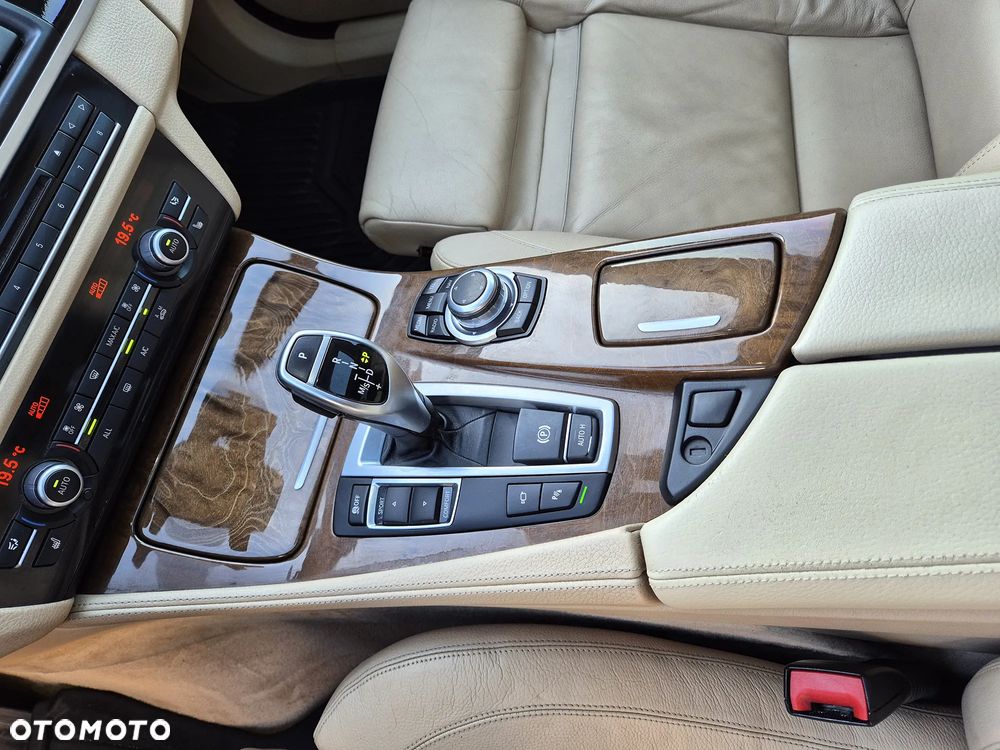 BMW Seria 5 520d - 17