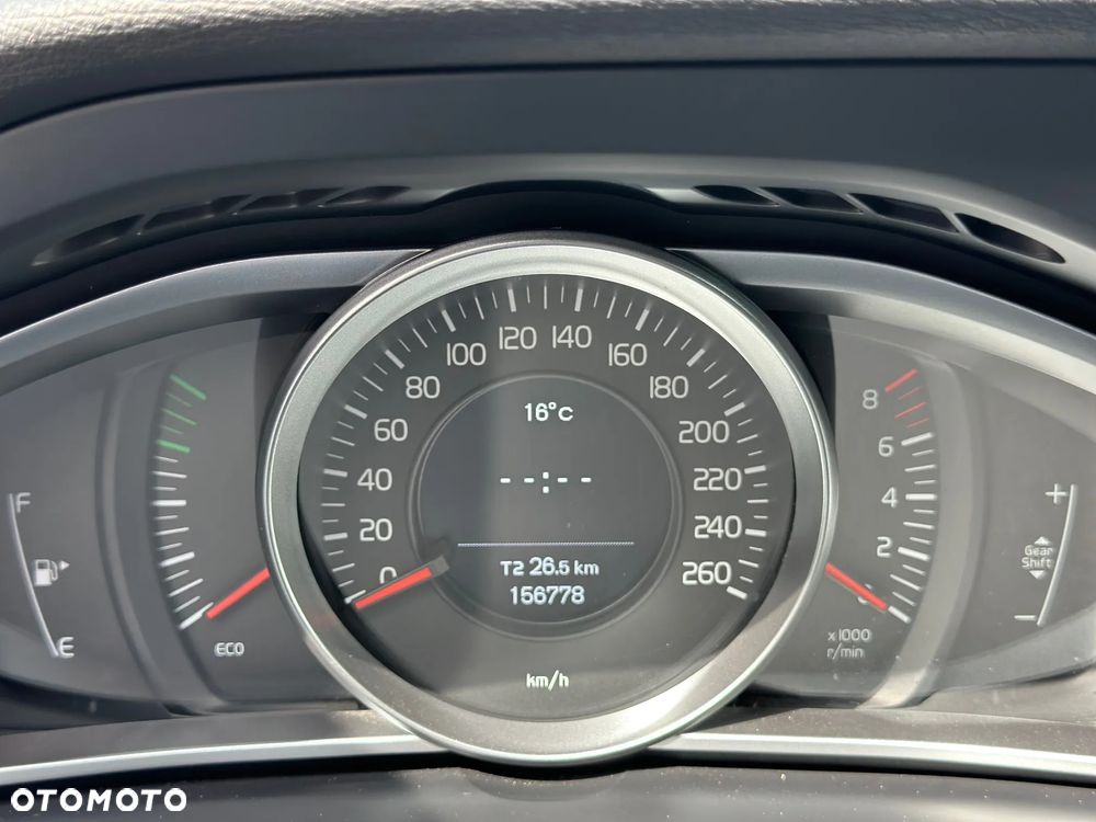 Volvo V40 - 13