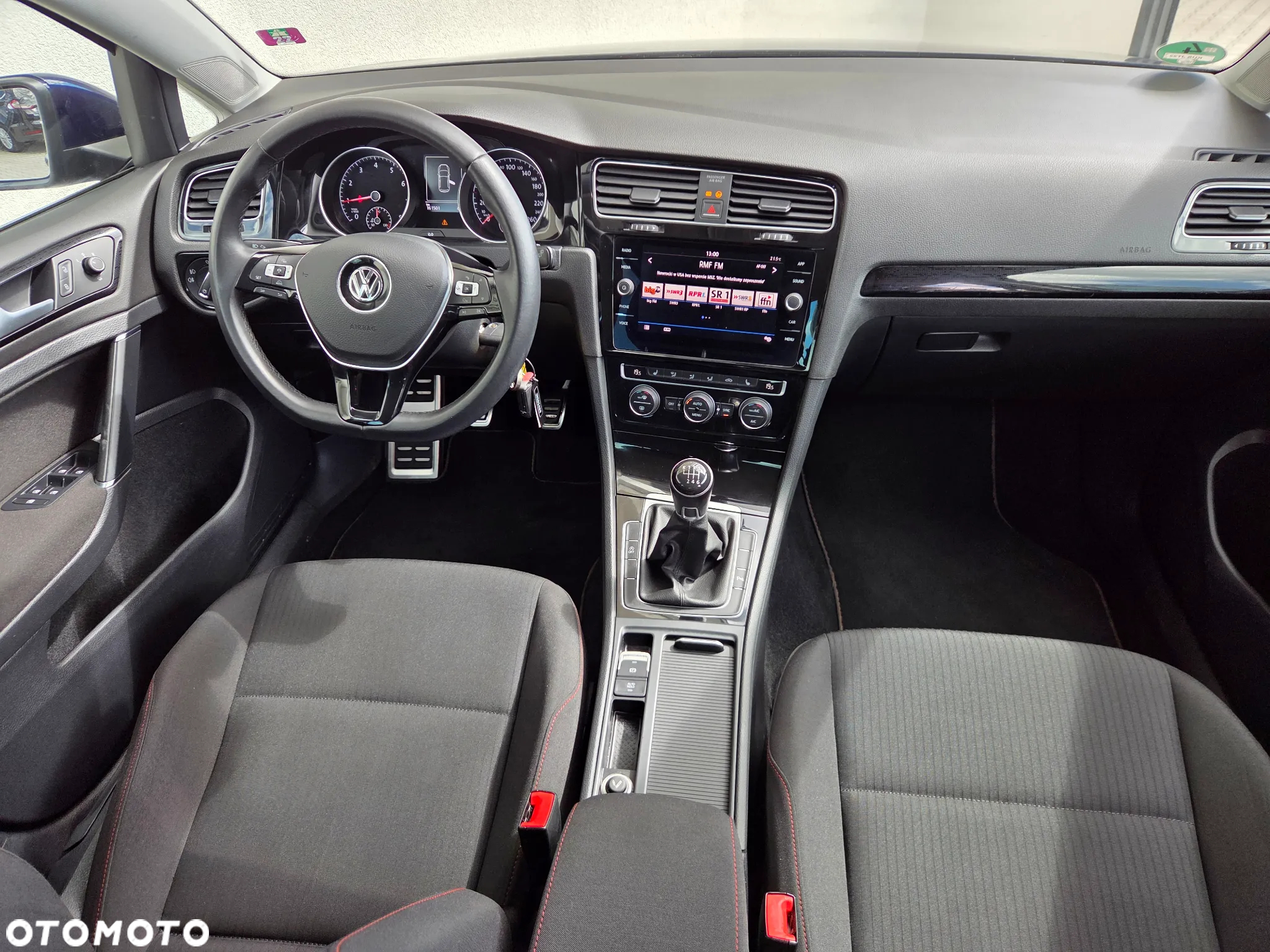 Volkswagen Golf - 9