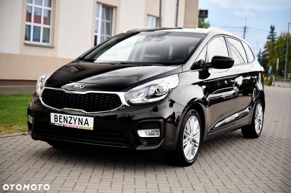 Kia Carens 1.6 GDI Dream-Team Edition - 14