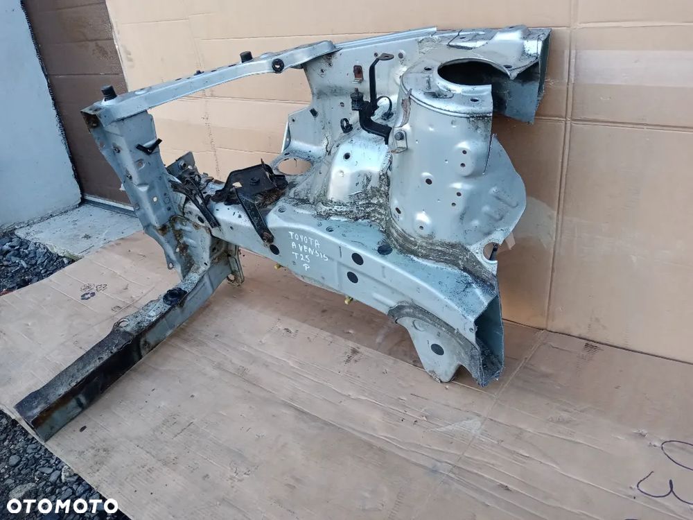 Ćwiartka podłużnica prawa przednia prawy przód Toyota Avensis T25 - 3