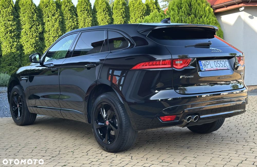 Jaguar F-Pace 20d R-Sport - 13