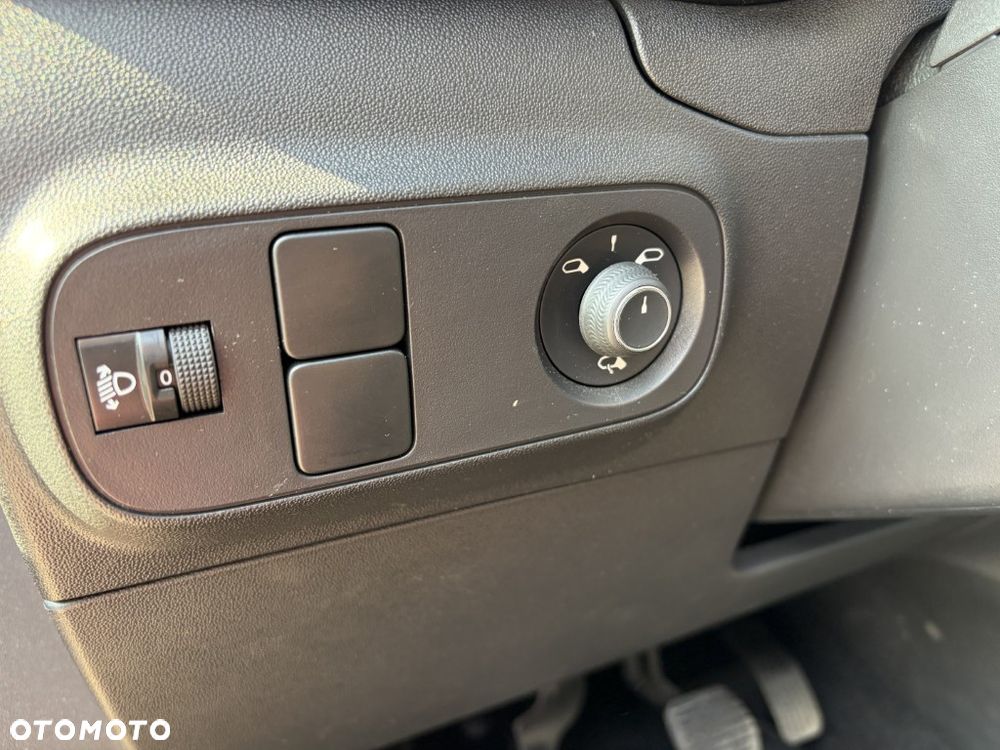 Citroën C3 1.2 PureTech Shine - 20