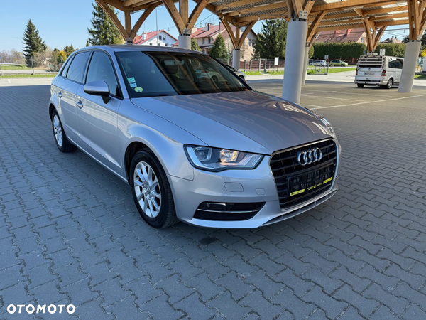 Audi A3 1.6 TDI clean diesel Attraction