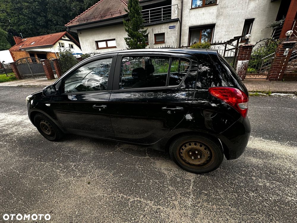 Hyundai i20 1.2 Comfort - 11