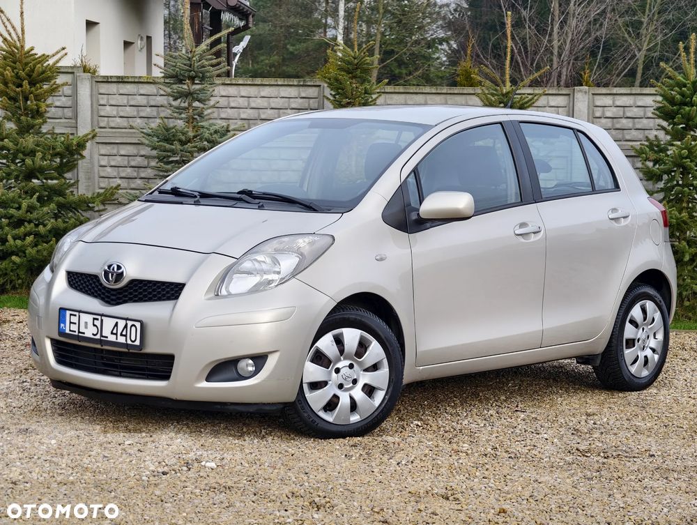 Toyota Yaris 1.33 Premium - 21