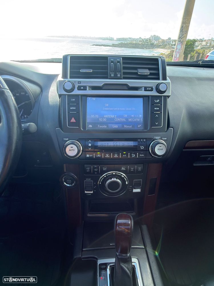 Toyota Land Cruiser 3.0 D-4D Luxury CA - 9