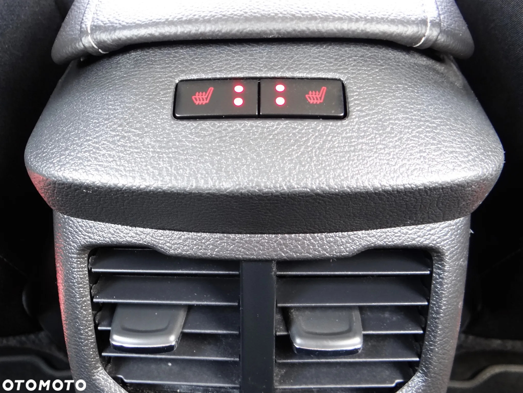 Ford Mondeo Turnier 2.0 EcoBlue Titanium - 19