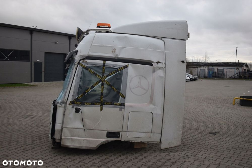 SZKIELET KABINY MERCEDES ACTROS MP3 - 2
