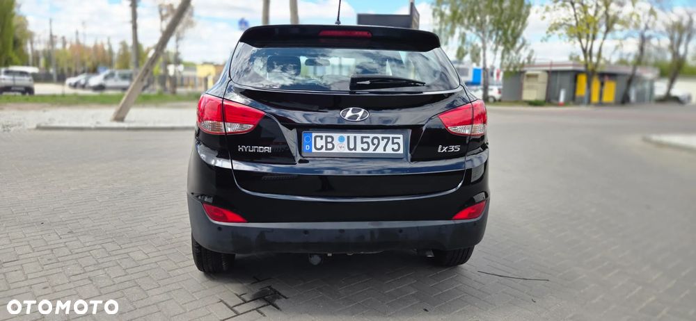 Hyundai ix35 2.0 2WD Trend - 11
