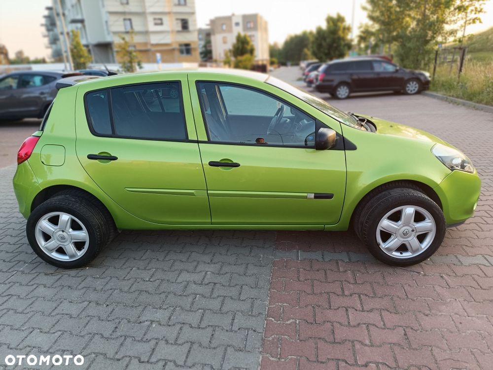 Renault Clio - 3