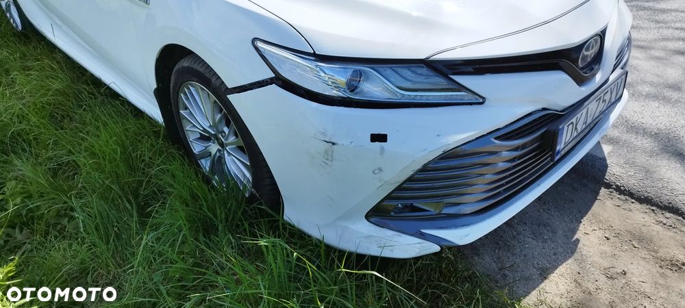 Toyota Camry 2.5 Hybrid Executive CVT - 11