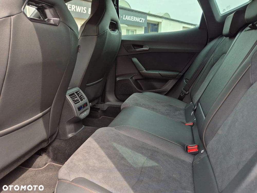 Cupra Formentor 1.5 eTSI mHEV DSG - 12