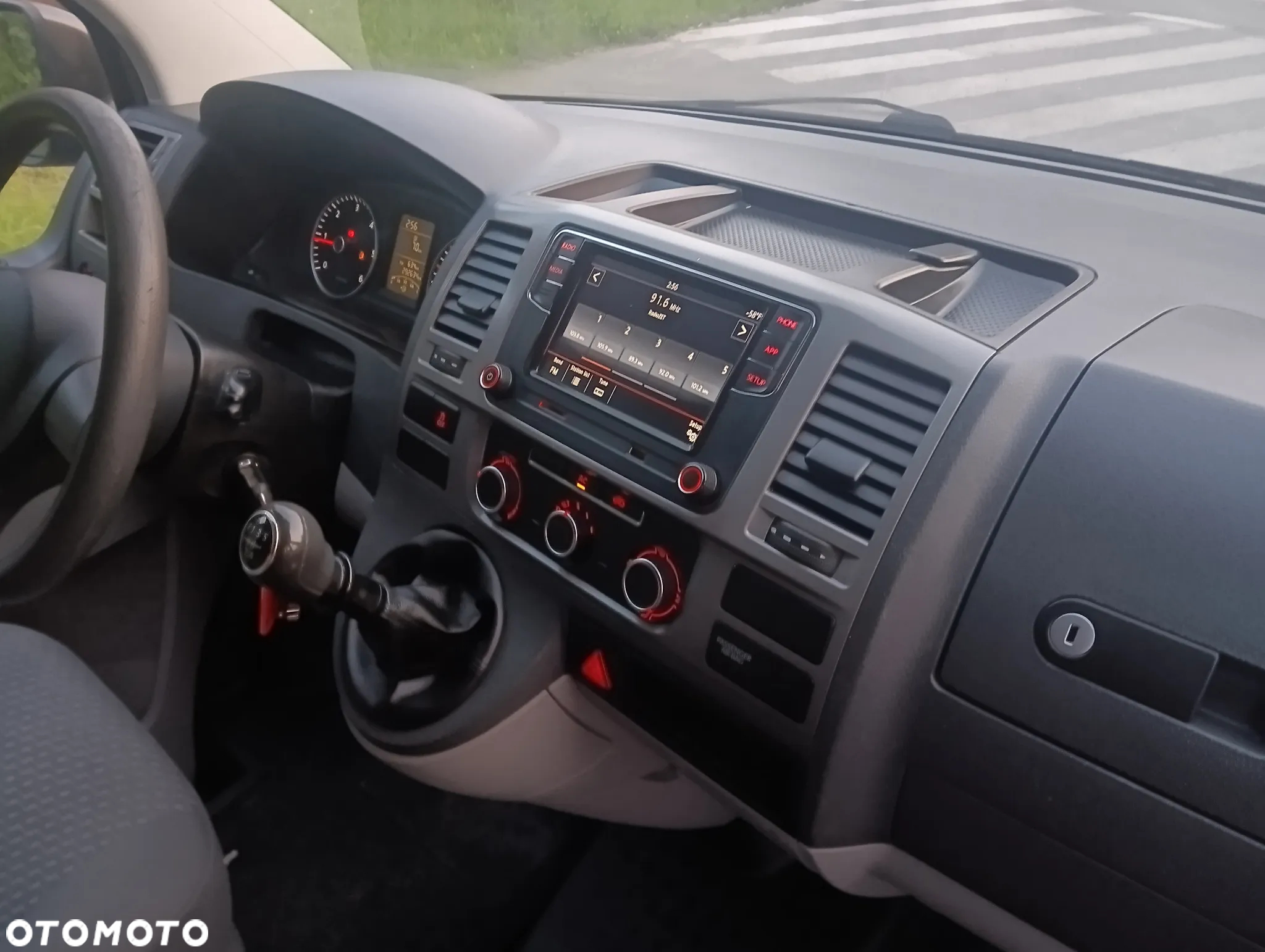 Volkswagen Transporter Caravelle Kurz Comfortline - 14
