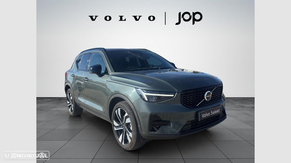 Volvo XC 40 2.0 B3 Plus Dark - 10