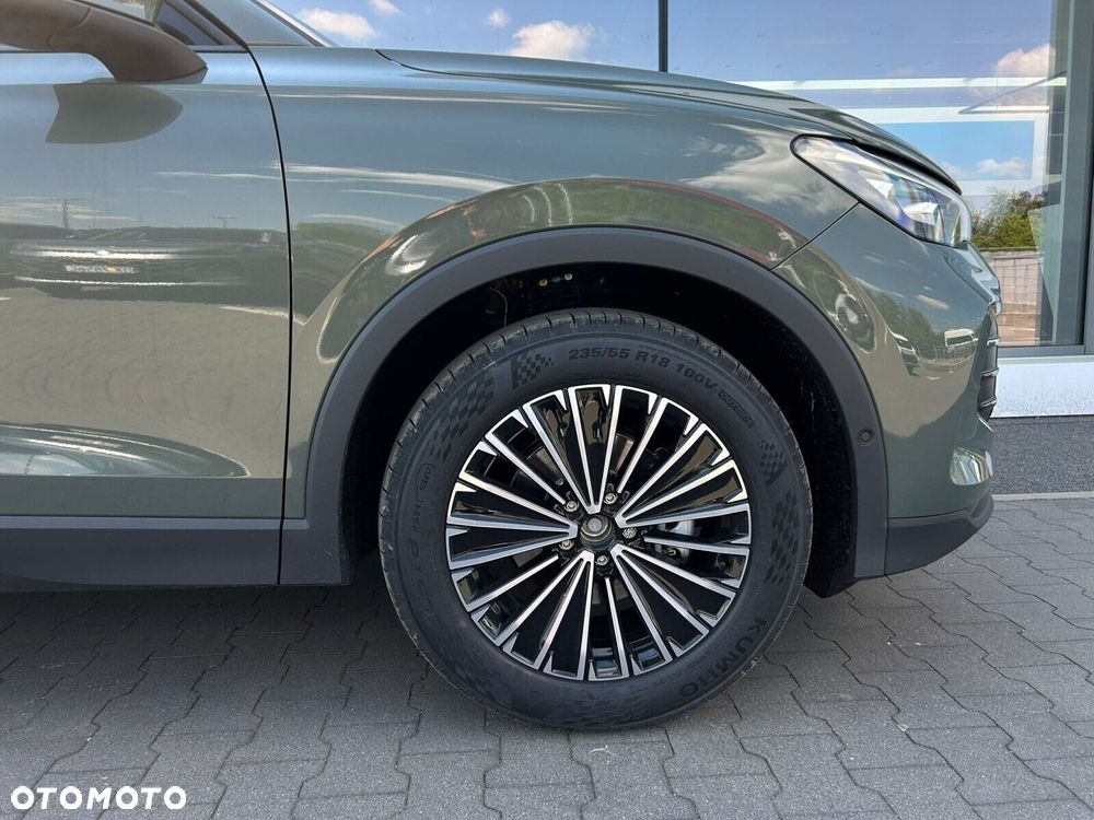 Volkswagen Tiguan - 32