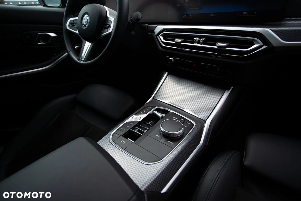 BMW Seria 3 - 16
