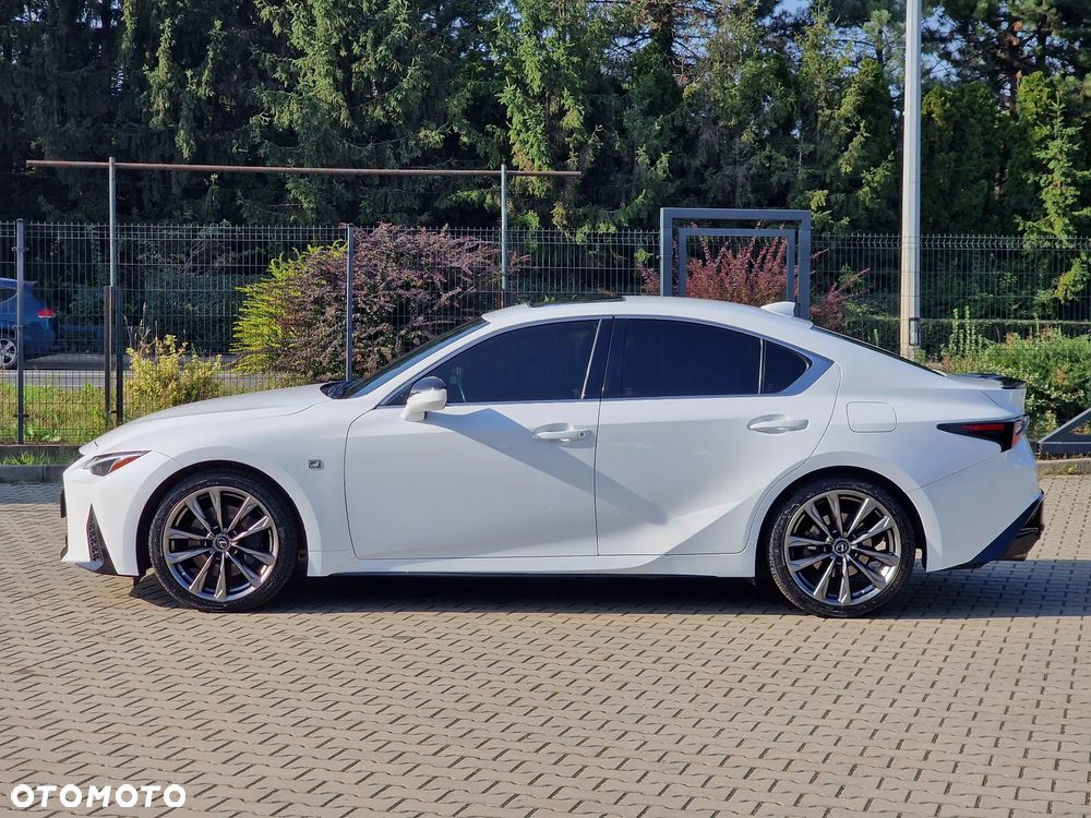 Lexus IS - 3