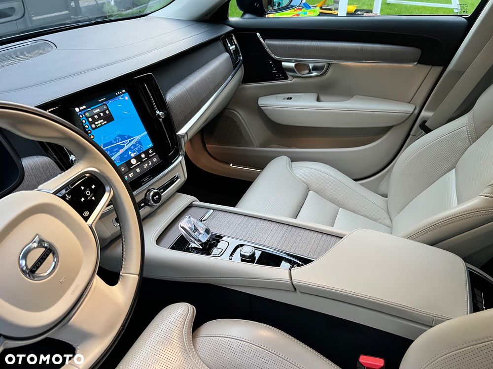 Volvo V90 Cross Country B6 B AWD Ultimate - 19