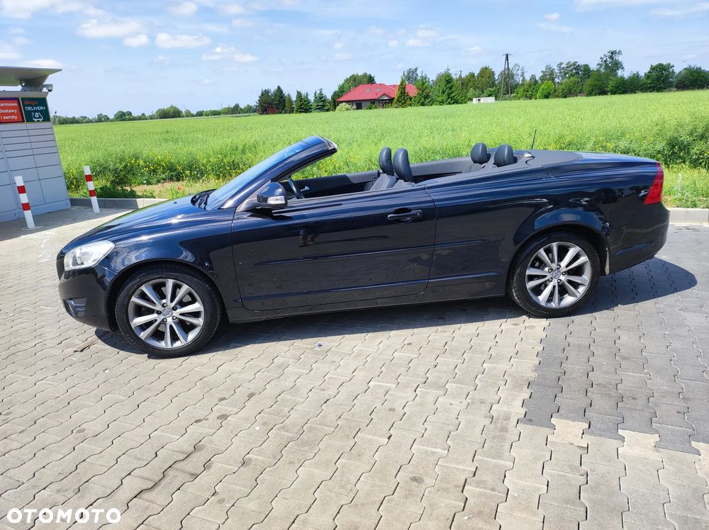Volvo C70 D3 Momentum - 34