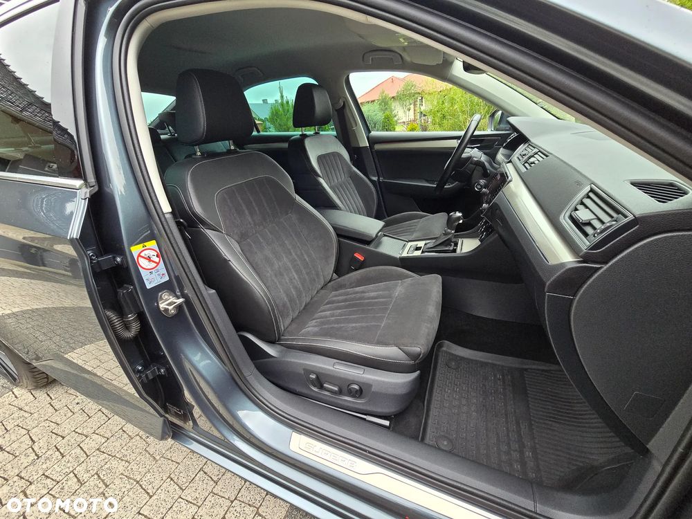 Skoda Superb 2.0 TDI SCR Style DSG - 11