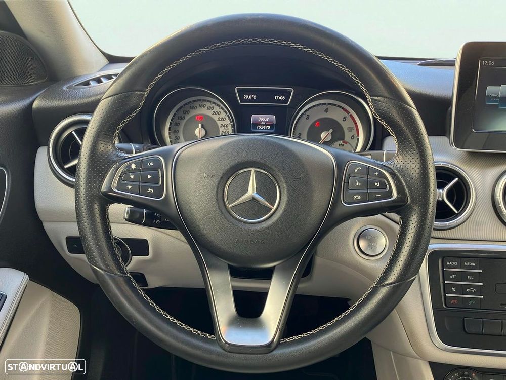 Mercedes-Benz CLA 220 d Shooting Brake Urban Aut. - 12