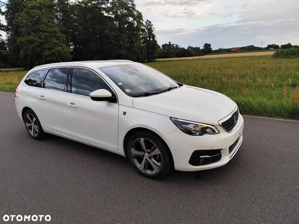 Peugeot 308 PureTech 130 GPF EAT8 Stop & Start Tech Edition - 3