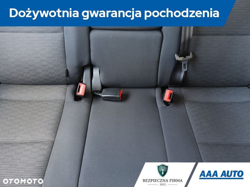 Volkswagen Tiguan - 11