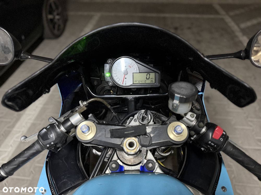 Suzuki GSX-R - 10