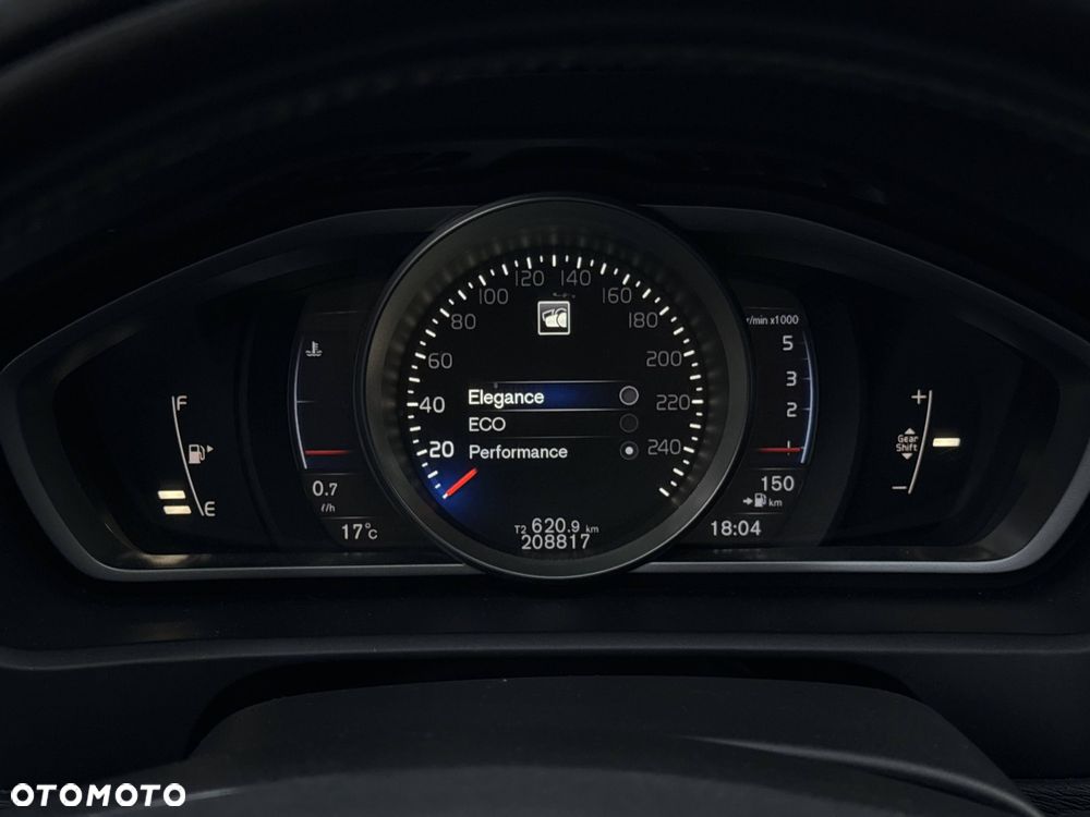 Volvo V40 - 26