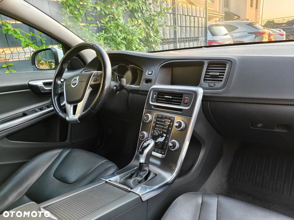 Volvo S60 T5 Drive-E Summum - 12