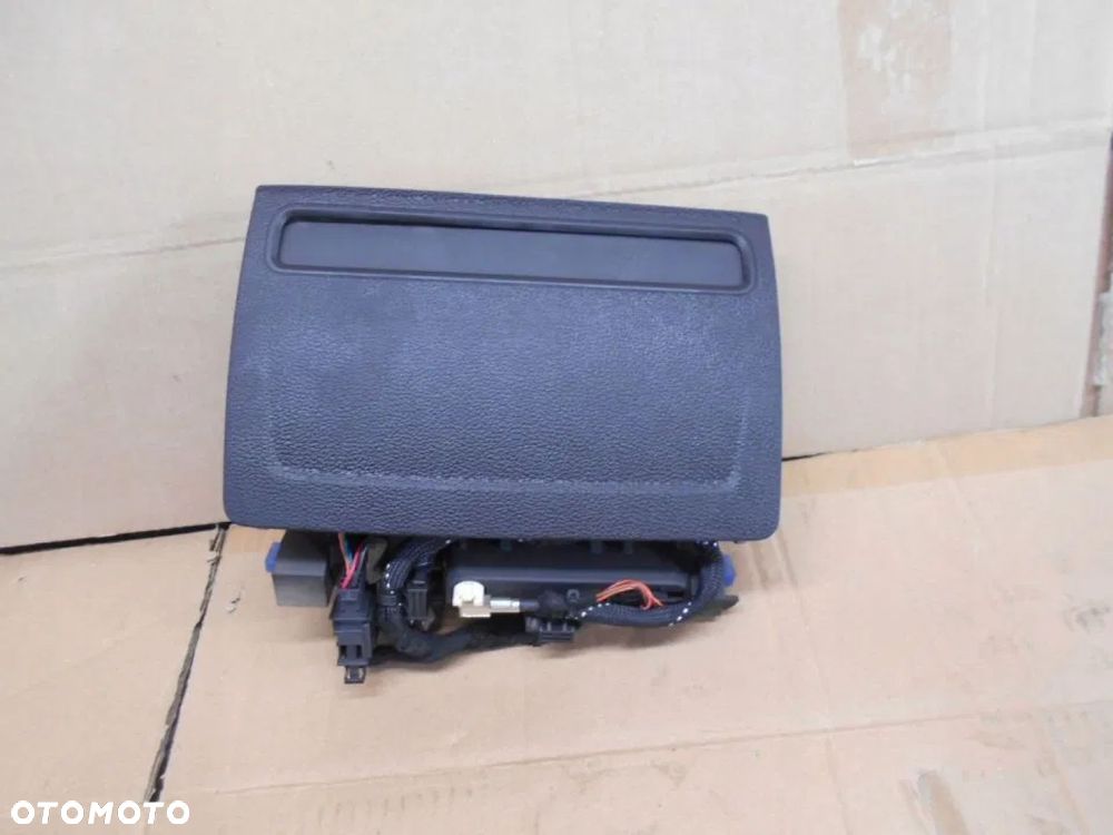 EKRAN WYŚWIETLACZ MONITOR LCD MMI NAVI NAWIGACJI AUDI A3 S3 8V 8V0857273H - 4
