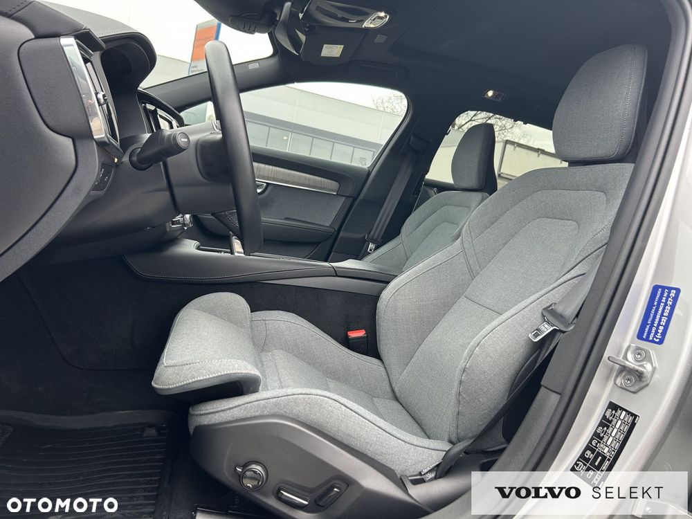 Volvo V90 Cross Country - 14